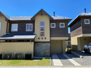 Hermosa casa en condominio en Pucón